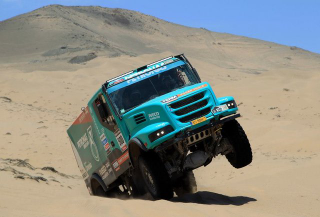 Illustration for article titled Dakar Raid update: Rain delayed